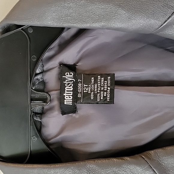 Gray leather blazer jacket, Size 12 - Picture 5 of 6